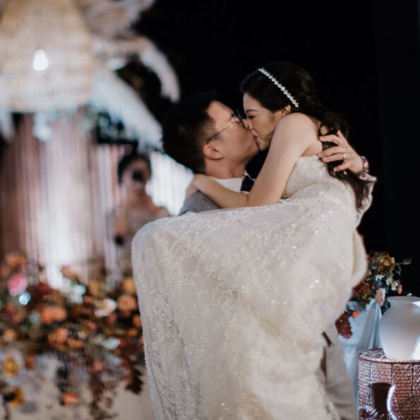 0oi9EchjjvyJ5vg_dLvrMIDrjbQwV4eVoa3KoLq8crY