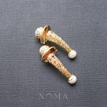 Suweng Ukir Kerucut Pearl Earrings - 18k Yellow Gold, White Pearl