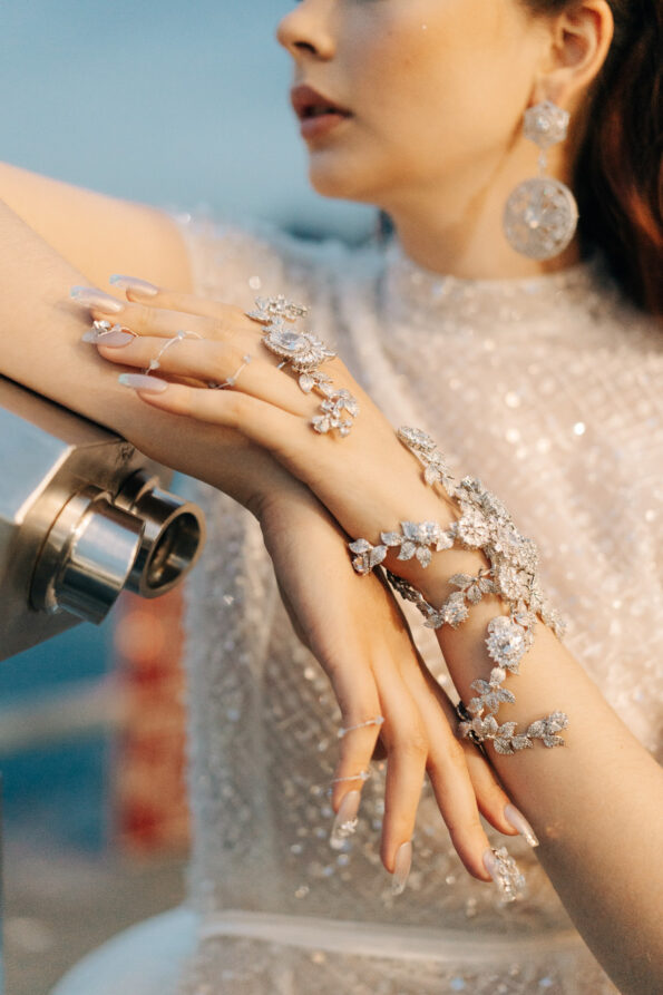 AQP81YmUH1GIRbIliL1PM9zoFnjMxyeqvQndDofCr0U