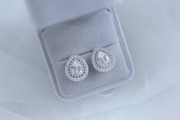 ARvROhuerbU-xFjqNXay-42m-0ij86EVUppvBU_cF6o