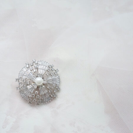 Dashing Bride Brooch - Rhodium White Gold, White Pearl
