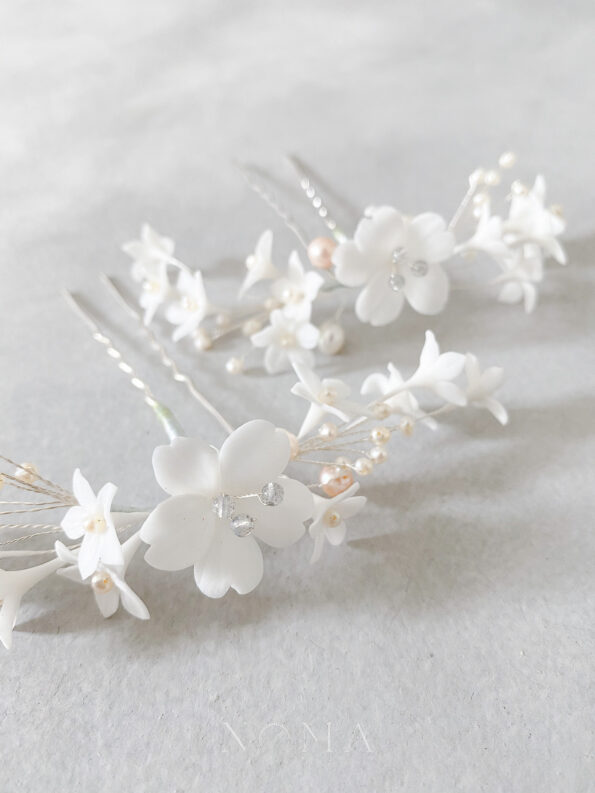 FLR-202000009-CC-White-Petals-Hairpin-Set-Silver-White-3-pcs-1