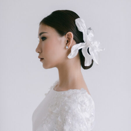 SS White Tulipa Hairpin - White
