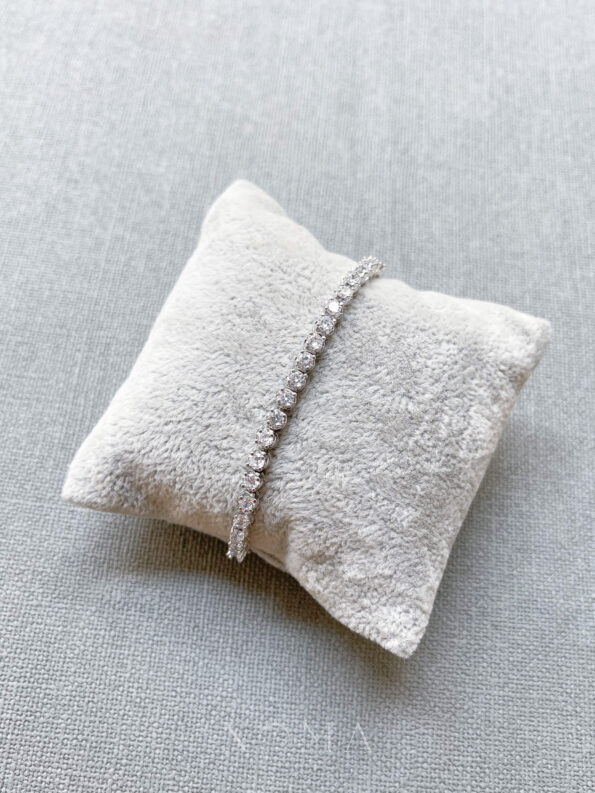 FkKwCOf2nvdmyyj0VrH08K-gkAa2QMzyUWDeIqpEp8Y