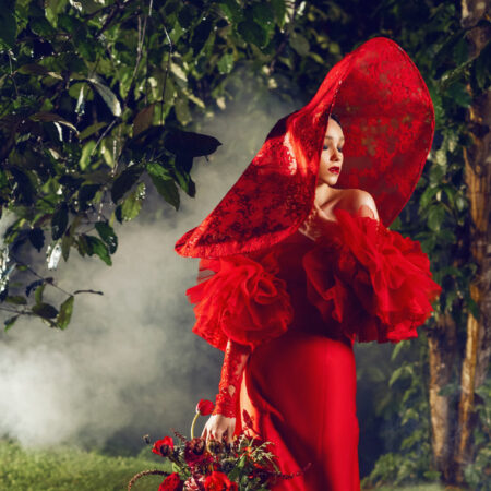 Red Chantily Wide Meter Hat - Red