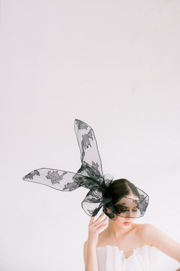 HMV-202100007-Twisting-Black-Lace-Black-3