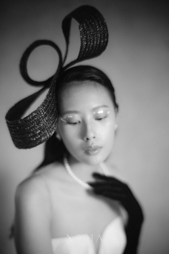 HMV-202100027-Twisting-Art-Headband-Black-6