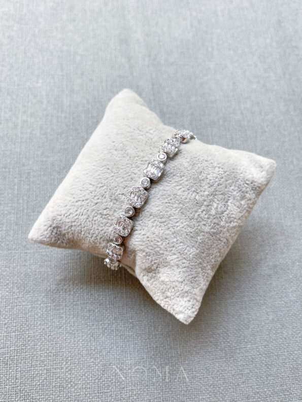 HO7tJJwLuFMVtCVpcYf9ua-PXo6dXly4j9gsK9CynEM