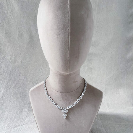 Oval Arrangement Pear Necklace - Rhodium White Gold