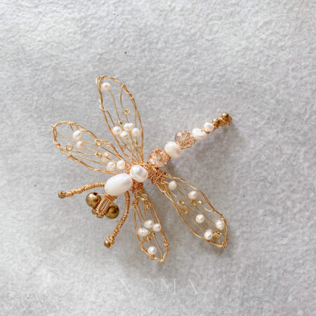 Intricate Wire Dragonfly Brooch - Gold