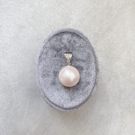Solitaire Round Pearl 13-14 mm Pendant - Rhodium White Gold, White Pearl