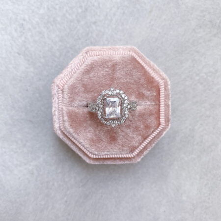 Vintage Baguette Ring - Rhodium White Gold, White Diamond