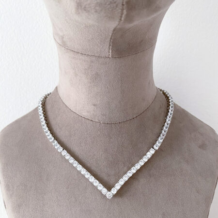 V Round Descending Choker - Rhodium White Gold