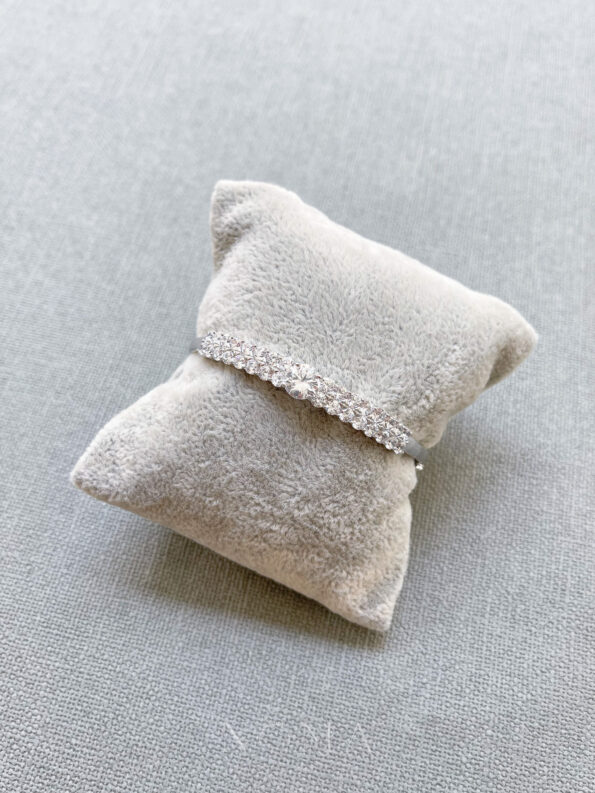 jhNhX_9NC50JkEKoUZT4IeBeRe814XB-hBGrwxiiQt0