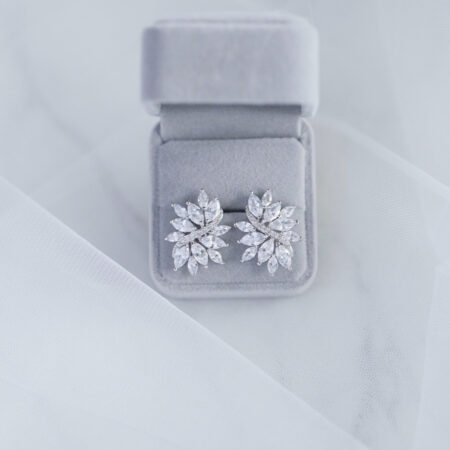 Wisteria Earrings - Rhodium White Gold, White Diamond