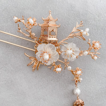 3D Pagoda Flower Garden Hairpin - Gold, White (Left)