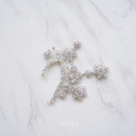 Snowflakes Earpiece - White Gold (Left)