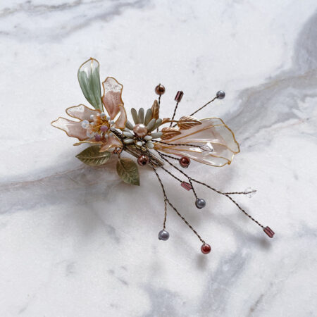 Blushy Medium Hairclip - Gold