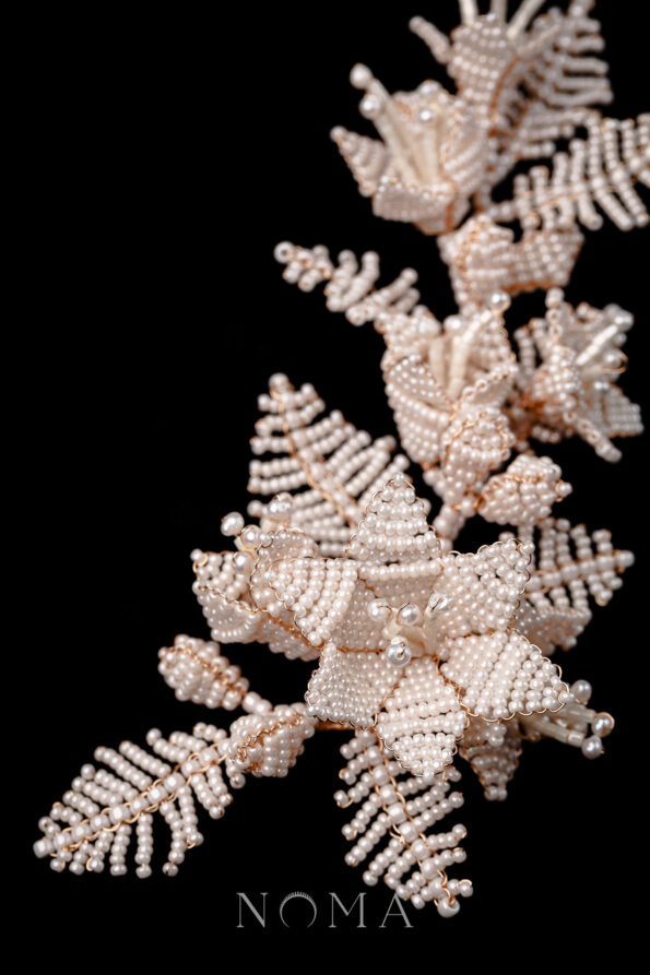 ACC-202300015-Intricate-Woven-Vinery-Side-Hairvine-Gold-White-2