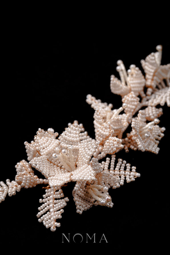 ACC-202300015-Intricate-Woven-Vinery-Side-Hairvine-Gold-White-3