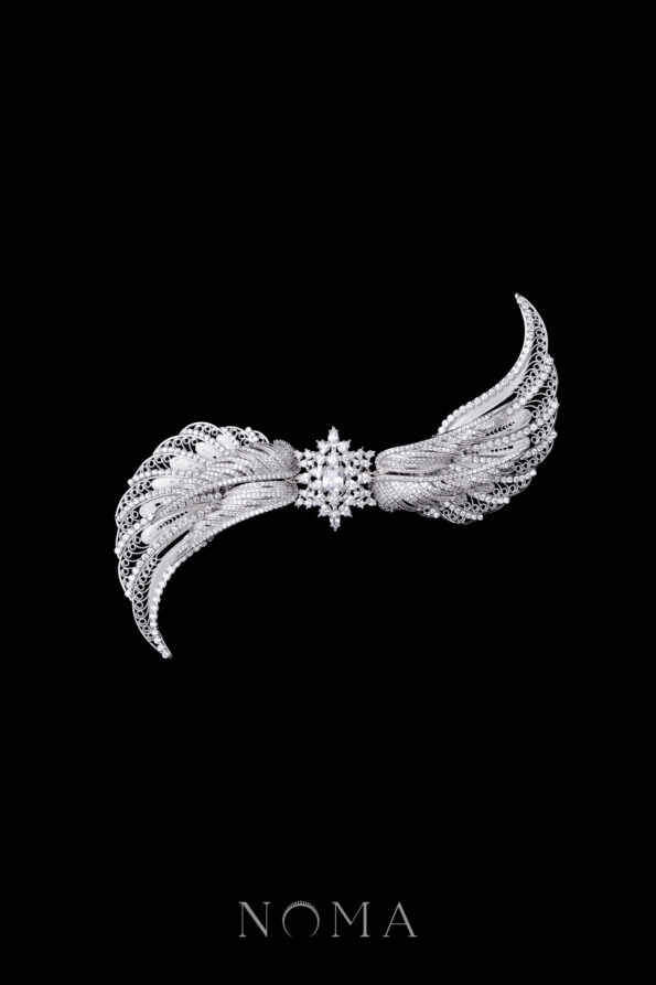 ACC-202300013-Royal-Wing-HairvineBrooch-White-Gold